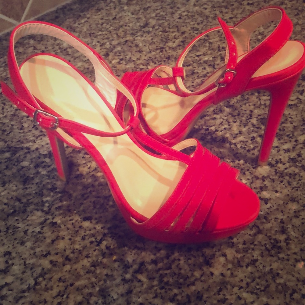 ❤️ sold 2/$20  Red Heels